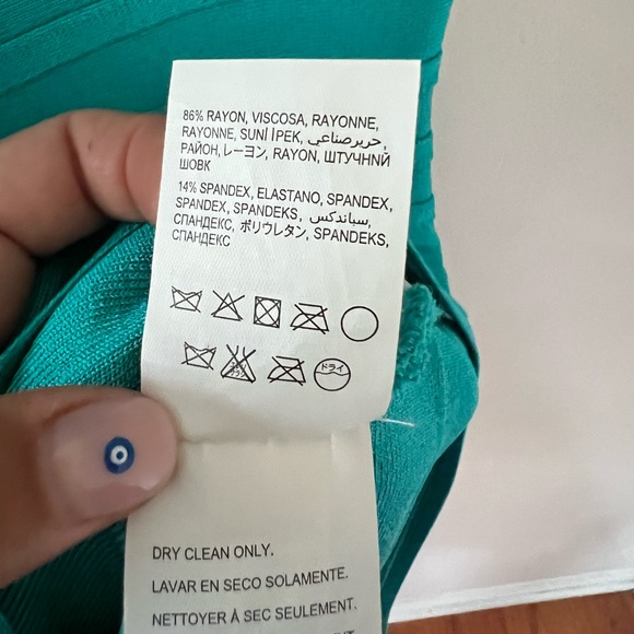 Bodycon BEBE dress - Picture 8 of 9